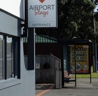 Wellington Hôtel | Airport Stays