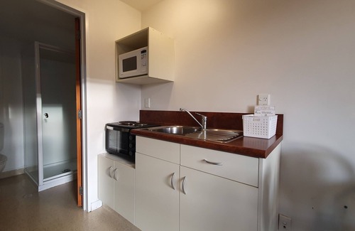 Russley Hôtel | Airways Motel