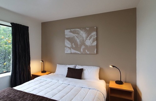 Russley Hôtel | Airways Motel