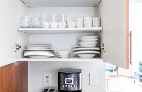 West End Appartement | Airy Foggy Bottom 1BR w/ Gym, Pool, DM, nr. World Bank, by Blueground