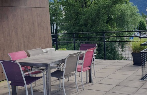 Aix-les-Bains Appartement | Aix-les-Bains Grand Port T2 Meublé 3 Etoiles Terrasse 57m2