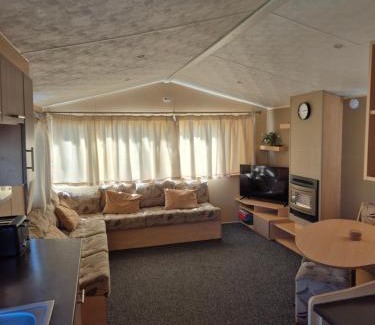 Ingoldmells Station Balnéaire | AJ Ray Properties A8