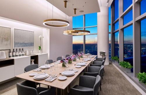 University City Appartement | AKA University City