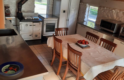 Tararua Forest Park Maison | Akatarawa Valley Retreat
