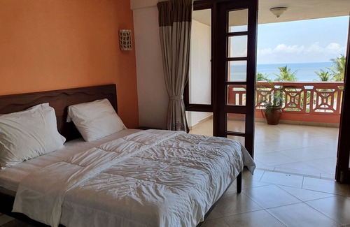 Mombasa Station Balnéaire | Akinyi's Premium 3 Bedroom luxery Apartment