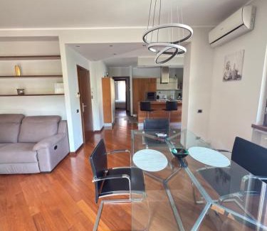 Canzo Appartement | Al Civico32