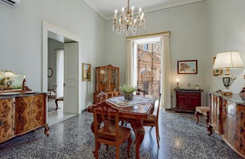 Sciacca Historic Centre Appartement | ! AL DUOMO ! Dimora Storica in Prestigiosa Location