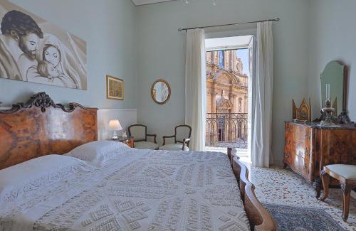 Sciacca Historic Centre Appartement | ! AL DUOMO ! Dimora Storica in Prestigiosa Location