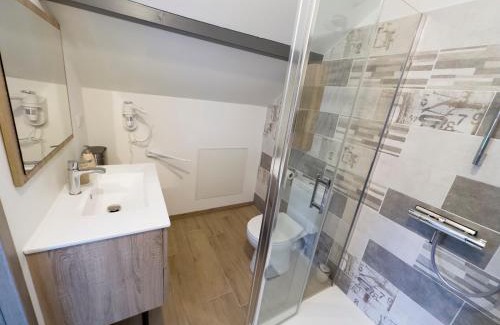 Coise-Saint-Jean-Pied-Gauthier Station Balnéaire | AlpiZen centre de Ressourcement - Adults recommended