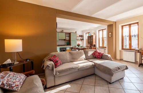 Rocca D'Arazzo Maison | al Sentiero by Interhome