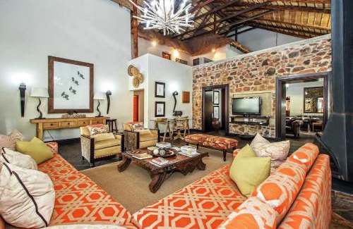 Lepele-Nkumpi Chalet De Ski | Al Thandiwe Cliff Chat Lodge