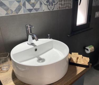 Sant'Agata di Militello Maison | Al Vicolo Comfort Room