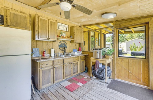 Catherine Maison | Alabama River Retreat: Dock, Fire Pit, Grill!