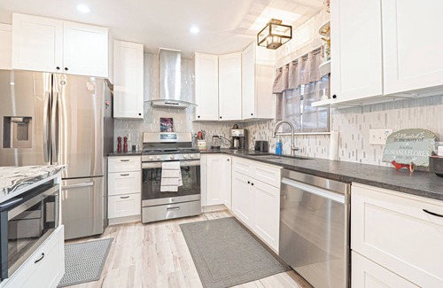 Shearer Hills - Ridgeview Maison | ALAMO CITY HOMESTYLE BEAUTY GREAT CENTRAL LOCATION, KIDDOS, & FURRY PET FRIENDLY