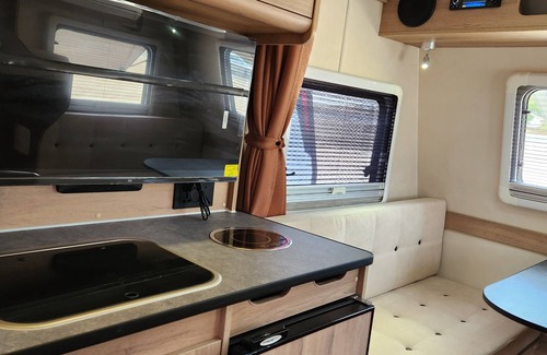 Al Ashkharah Location De VR | AlAshkhara Caravans (BJNCO RVS)