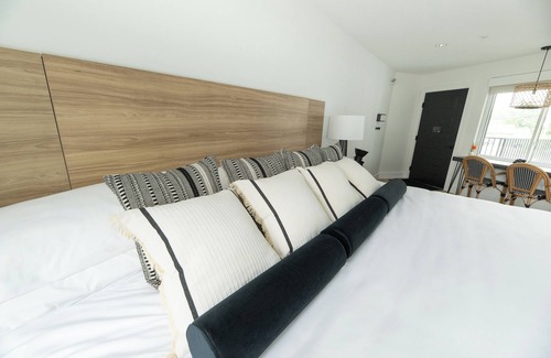 Rehoboth Beach Hôtel | Alaskan King Suite | The Waypoint | w/Free Parking & Near Rehoboth Beach