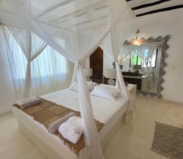 Gede Hôtel | Alawi Home