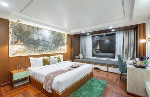 Shimla Appartement | Alaya Stays 3BHK with Garden -Evaara Woods Ridge