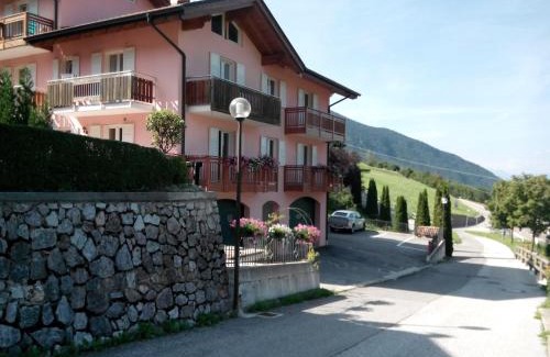 Cavedago Appartement | Alba Lucis Suite Rooms