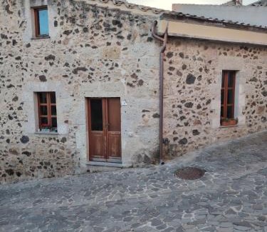 Ittireddu Lit Et Petit-Déjeuner | Albergo diffuso Sa Costa Ittireddu