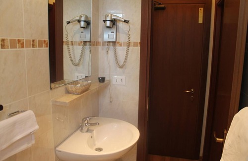Ovada Hôtel | Albergo Vittoria