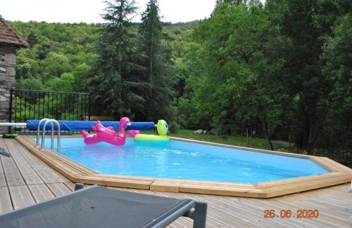 Sainte-Croix-Vallee-Francaise Maison | Alberguiere - Piscine chauffée - plancha - barbecue