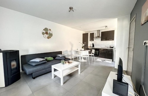 Ransart Maison | Albert 18 Brussels-charleroi-airport