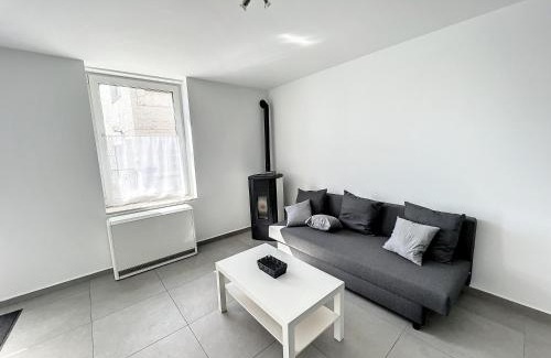 Ransart Maison | Albert 18 Brussels-charleroi-airport