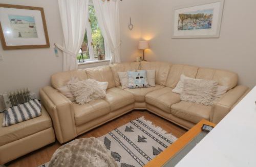 Falmouth Maison | Albert's Den