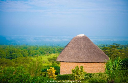 Rubirizi Cabine | ALBERTINE VALLEY LODGE