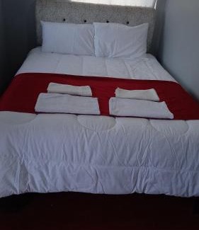 Juli Maison | Alberto homestay taypi qamaña establo