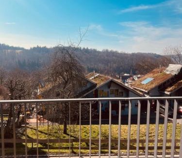 Kirchentellinsfurt Appartement | AlbLoft - Modernes neues Apartment nahe City & Alb für bis zu 6 Personen in Kirchentellinsfurt