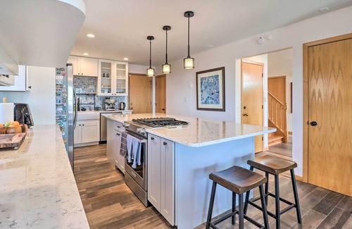 Jonas Maison | Albrightsville Home: Deck + Panoramic Valley View!