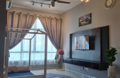 Kempas Appartement | Alchemy Guesthouse D'summit Residence with Netflix
