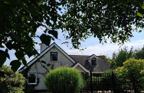 Crumlin Maison | Aldergrove Cottage