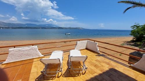 Kefalonia Appartement | Alekos Beach Houses-Waters Edge