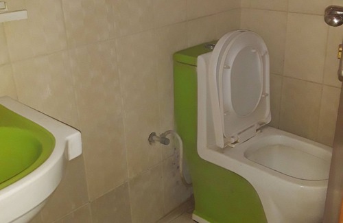 Nifas Silk-Lafto Maison | Alem Guest House