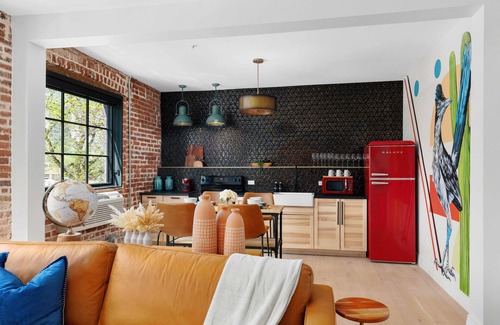 Golden Triangle Appartement | Alex Pangburn Suite 212