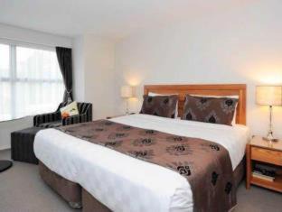 Epsom Hôtel | Alexander Inn