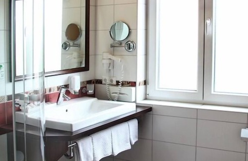 Wels Hôtel | Alexandra