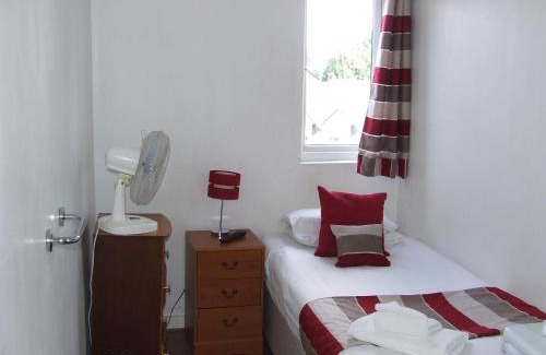 Hemel Hempstead Lit Et Petit-Déjeuner | Alexandra Guest House