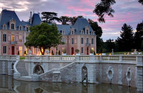 Mazieres-en-Gatine Hôtel | Alexandra Palace - La Maison Younan