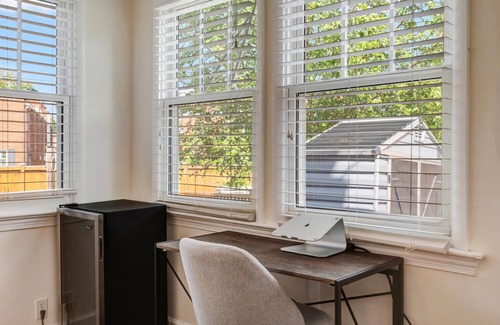 Potomac West Maison | Alexandria Getaway Minutes from Downtown D.C.