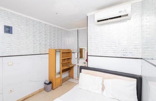 Pagedangan Hôtel | Alfa Guesthouse Serpong Mitra RedDoorz