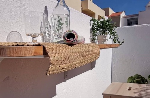 Silves Maison | Algarve house, sun, terrace, views and barbecue