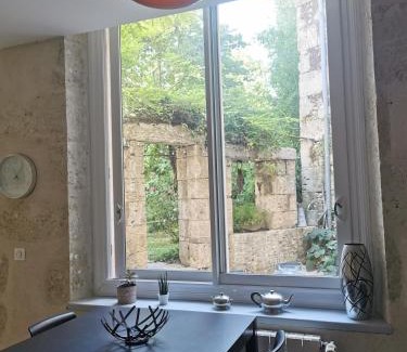 Lectoure Appartement | Alice & Jeanne