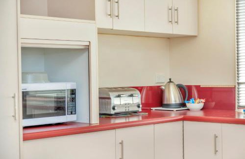 Port Willunga Maison | All Decked Out - Port Willunga - C21 SouthCoast Holidays