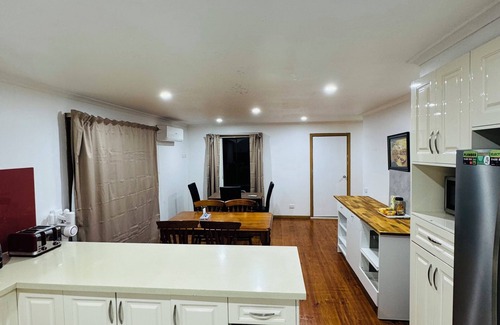 Mill Park Maison | All Ensuite Bedrooms for Ultimate Comfort-Mill Park