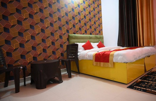 Bareilly Maison | All In One Guest House