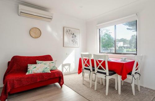 Bomaderry Maison | All in One Home Work, Relax & Weekend Escape